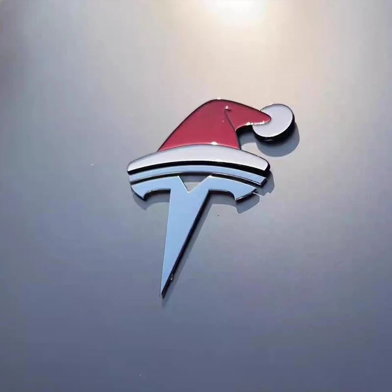 

Наклейка на автомобиль Tesla (Модели 3/Y) в виде рождественской шапки, модифицированная, с милым изображением Красной Шапочки, для украшения передней части автомобиля