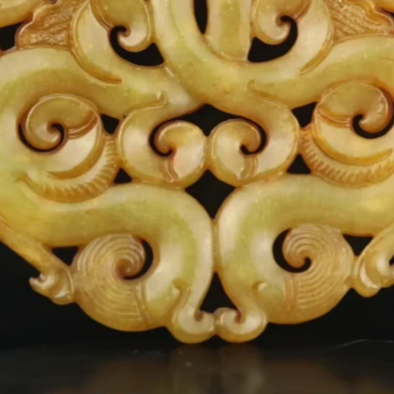 Old Natural Jade Hand-Carved Statue of Dragon Exquisite Handicraft