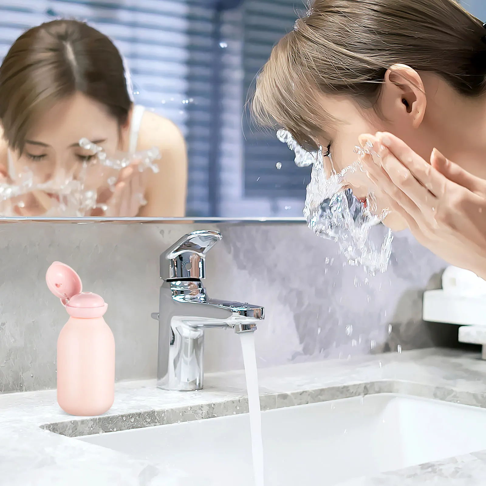 

4Pcs Travel Bottles Empty Refillable Pe Containers Travel Size Toiletry Dispenser Bottles Portable Shampoo Lotion Set