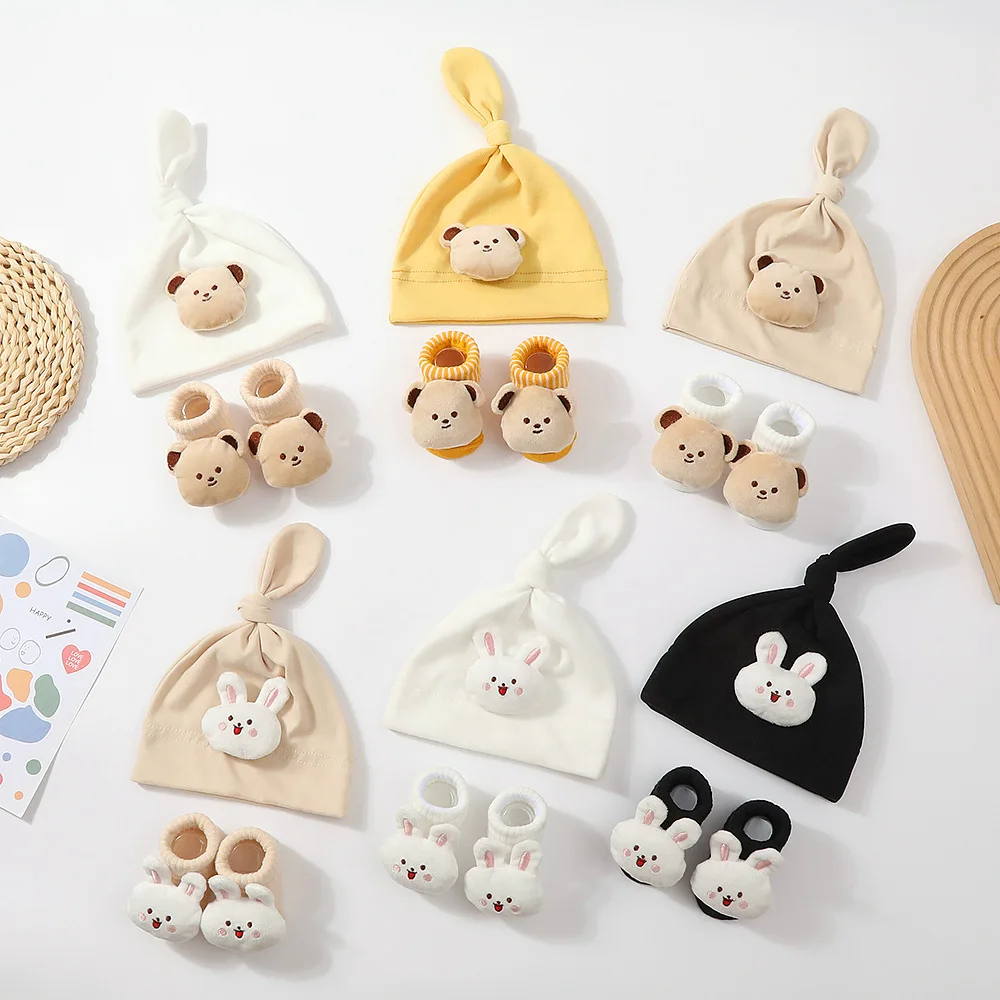 

1Set Baby Cute Bear Doll Hats Socks Newborn Soft Solid Prewalker Cartoon Sock Hat Girl Infant Cute Cap Beanies Turban Socks New