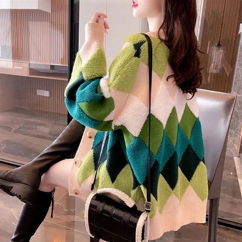 Spring and Autumn Rhombic Contrast Color Sweater Coat Women\'s Loose and Lazy Knitted Cardigan Top Women\'s Fashionable Outwear