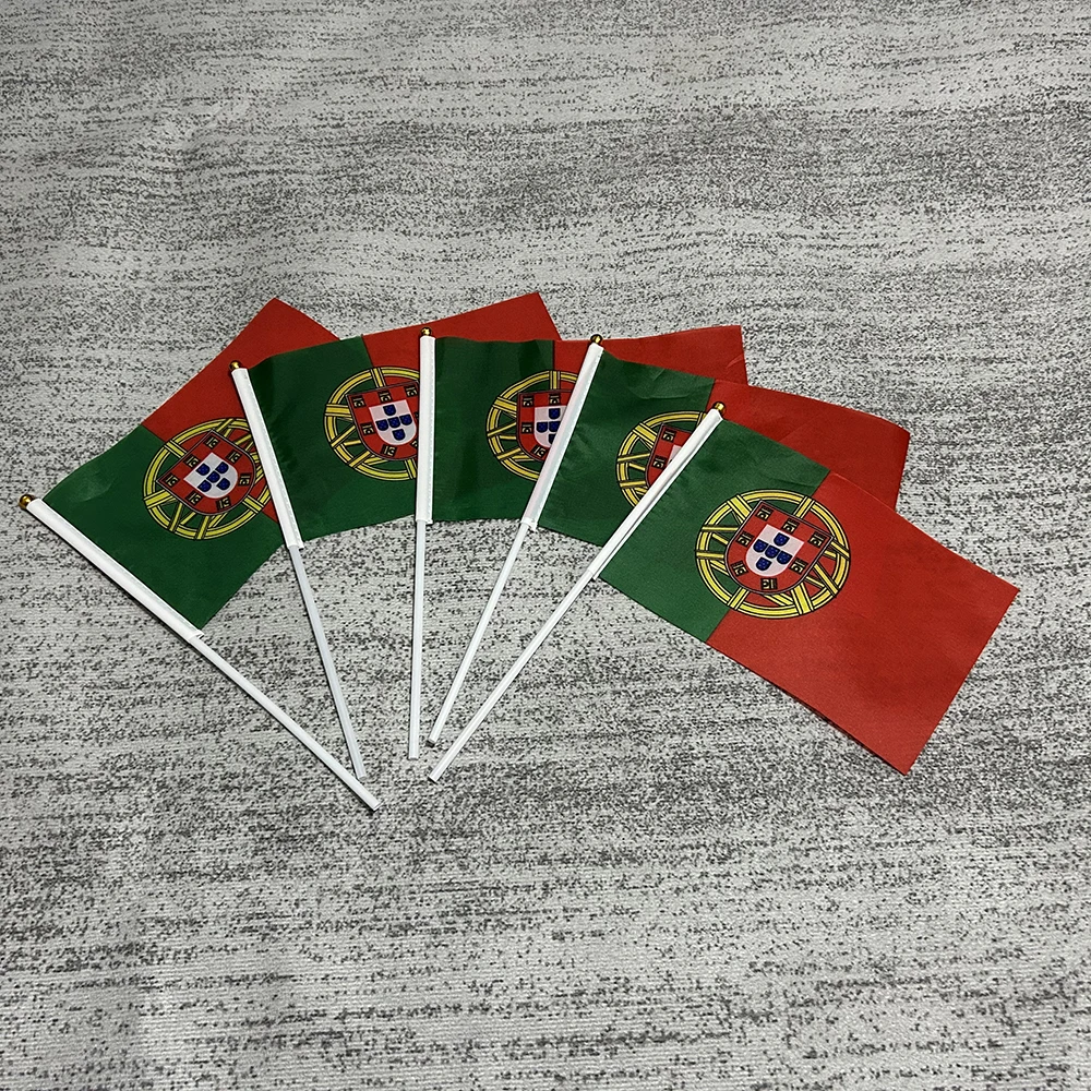 البرتغال اليد التلويح العلم 14*21 سنتيمتر البوليستر البرتغال أعلام اليد مع عصا بلاستيكية تسليم العلم البرتغال العلم الوطني