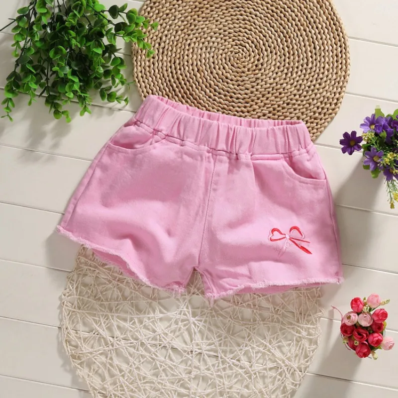 Comfortable and Breathable Summer Medium Kids Girls Denim Shorts Wear Beach Pants White Over Loose Hot Pants Girls Pants