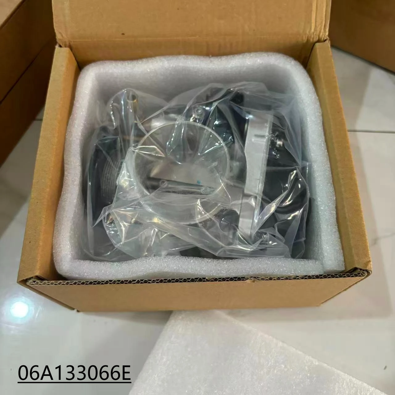 

Fuel Injection Throttle Body Fits For Volkswagen Beetle Golf Jetta 1999-2001 L4 2.0L 06A133066E 408-236-111-007Z