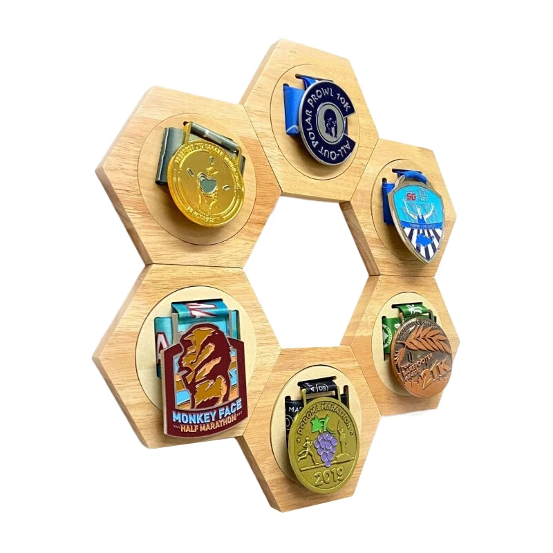 Medal Display Stand Wooden Hexagonal Cellular Design Sports Award Storage Box Creative Wall Decor Home Decoration Gift