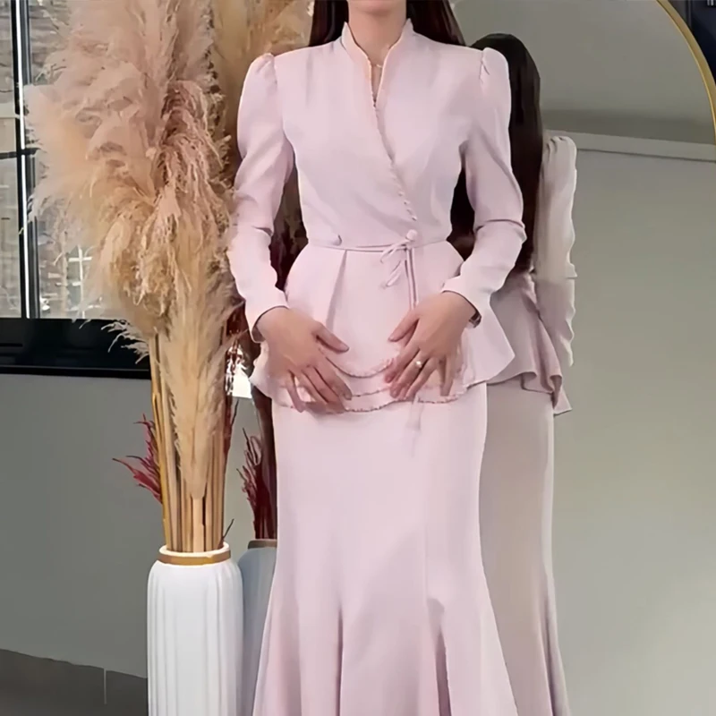 أنيقة الخامس الرقبة الدانتيل متابعة الخصر مع تنورة مجموعة سيدة الموضة اللؤلؤ الربط الصلبة 2 قطعة وتتسابق عادية كم طويل تنورة دعوى