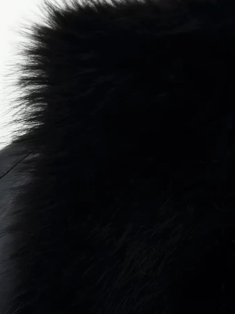 Veste à col en fausse fourrure pour femmes, épissure noire, manches longues, taille fine, manteau arrière, mode streetwear pour dames, nouvelle collection