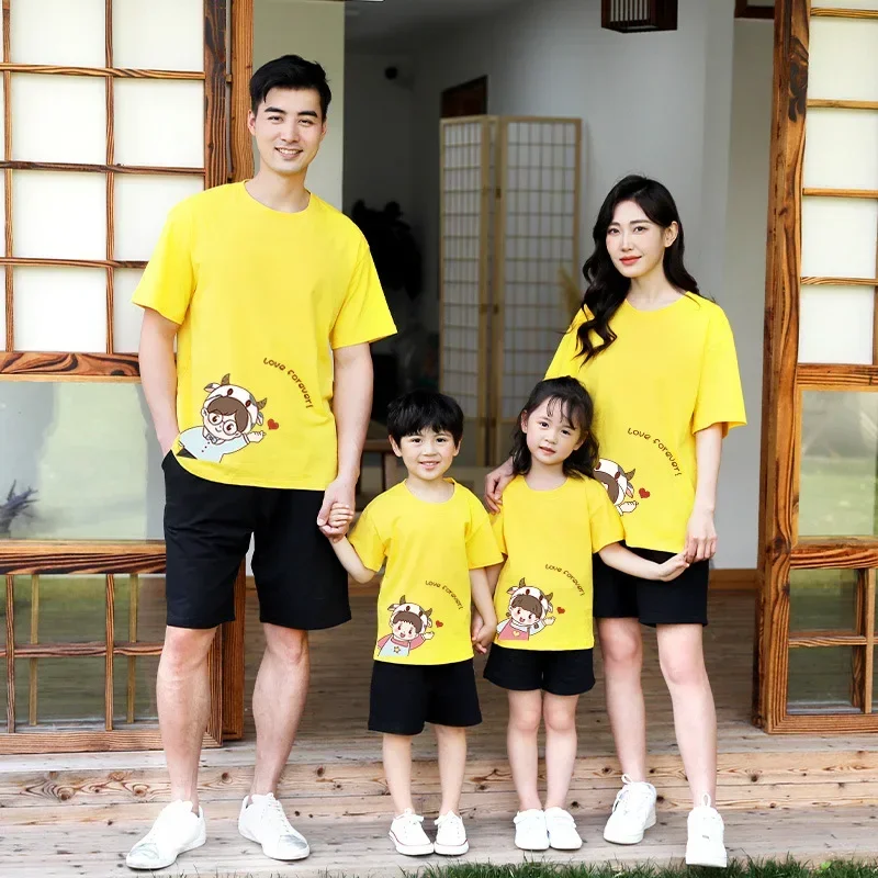 

Fashion Funny Cartoon Tees Family Matching T-Shirts Father Son Mother and Daughter Shirts Girls Boys Cotton Family Look Clothes