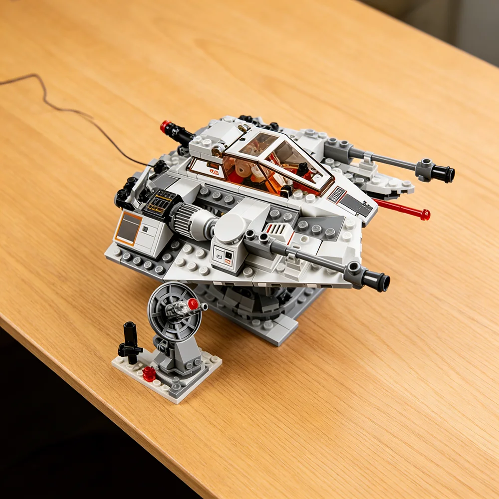 

НОВИНКА: Конструктор «Снежный скоростник» (модель к 20-летию) – развивающая игрушка, совместимая с 75259