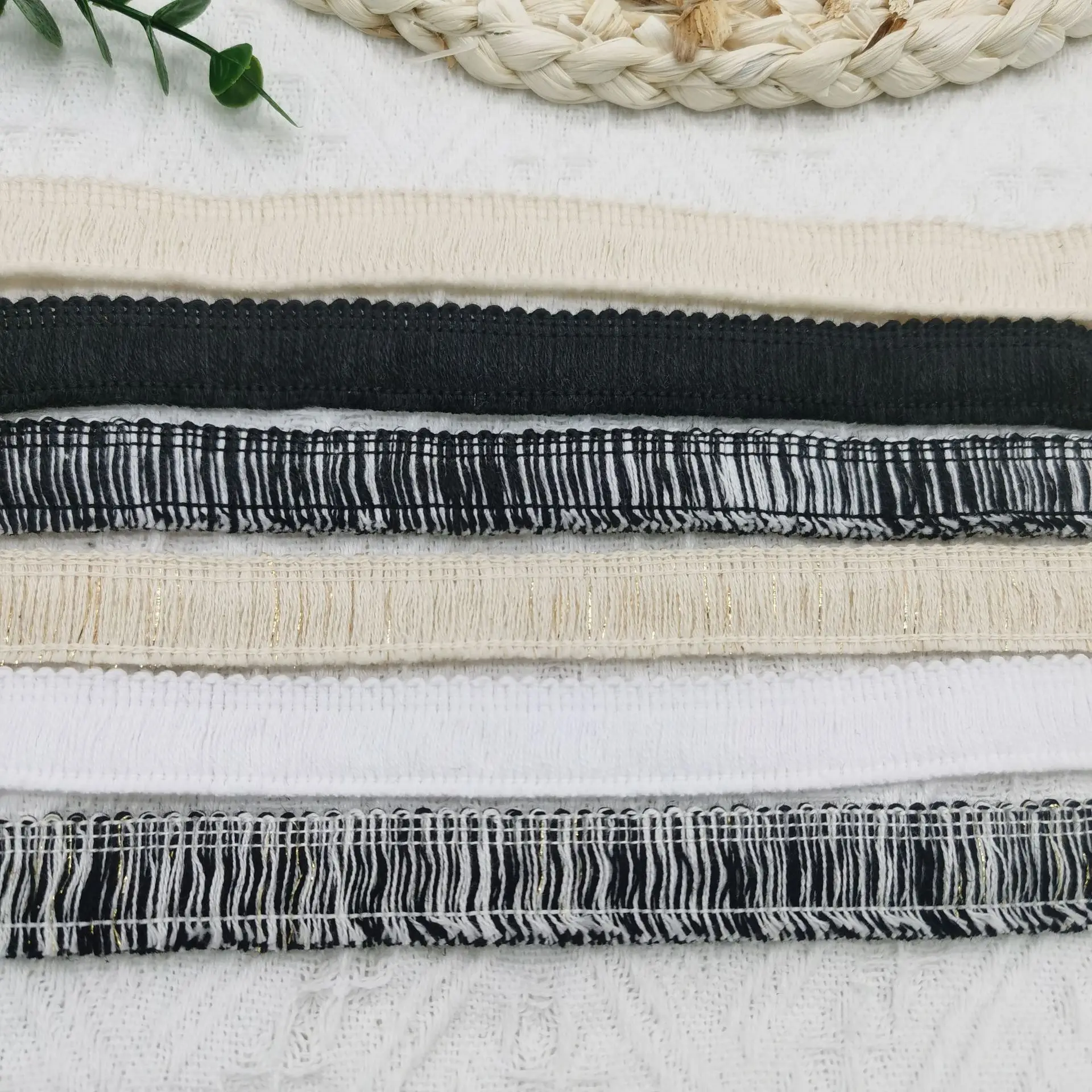 2cm 5yards Cotton dense short tassel, small lace, and fragrant fashion accessories paired with DIY black and white apricot
