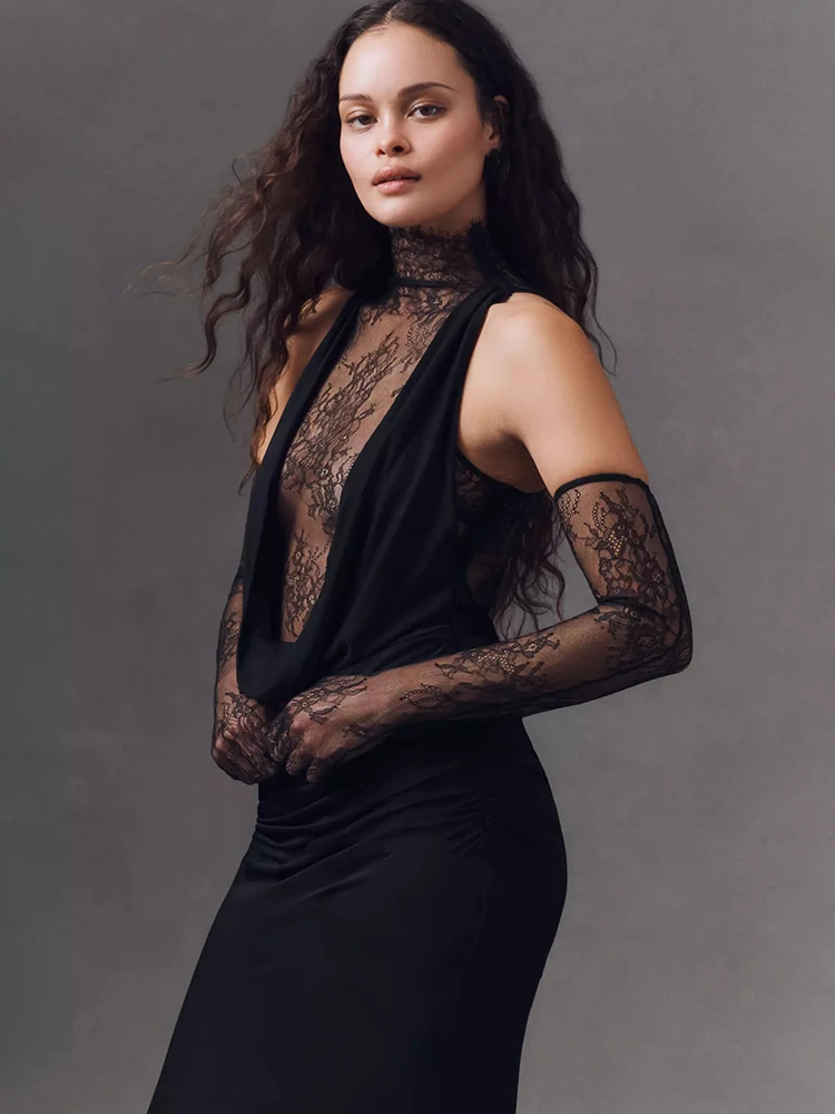 Elegante abito lungo con pieghe patchwork in pizzo nero con corpetto trasparente e guanti lunghi in pizzo Abiti da sera senza maniche senza schienale
