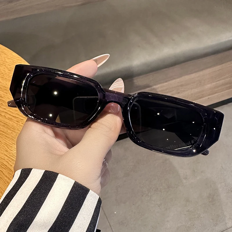 Luxury Brand Designer Square Sunglasses Men Women Retro Rivet Suneyeglass Casual UV Protection Sunscreen Travel Fishing Glasses