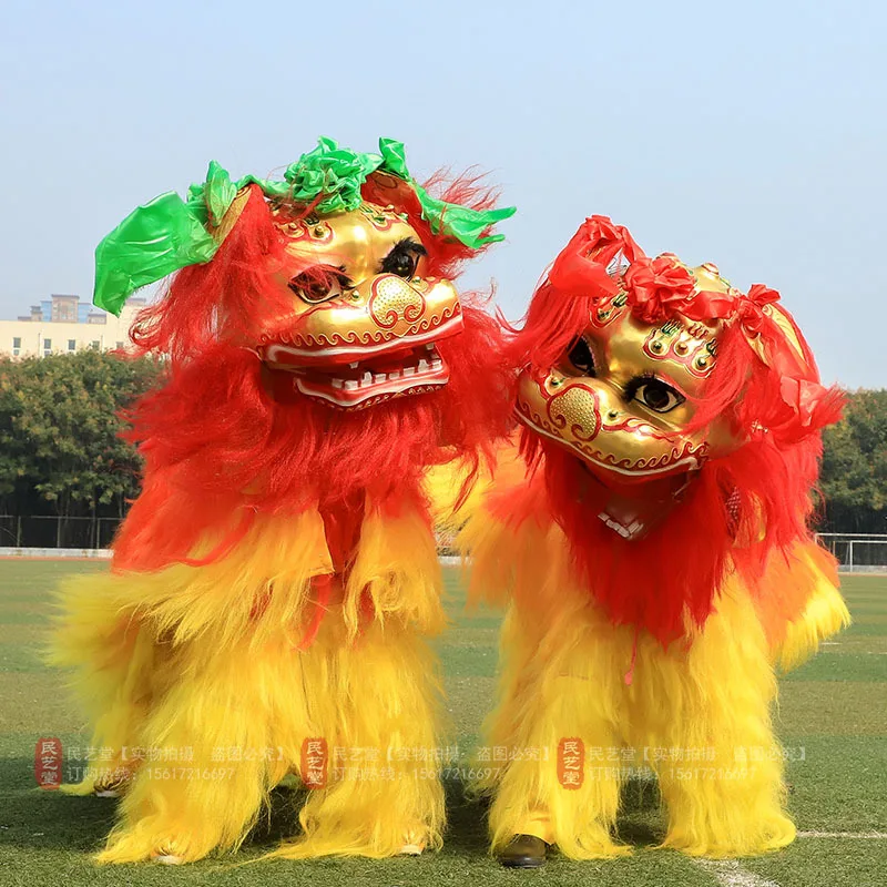 Smiling Beijing Lion Duel Dance Lion North Performance Costume Prop Set