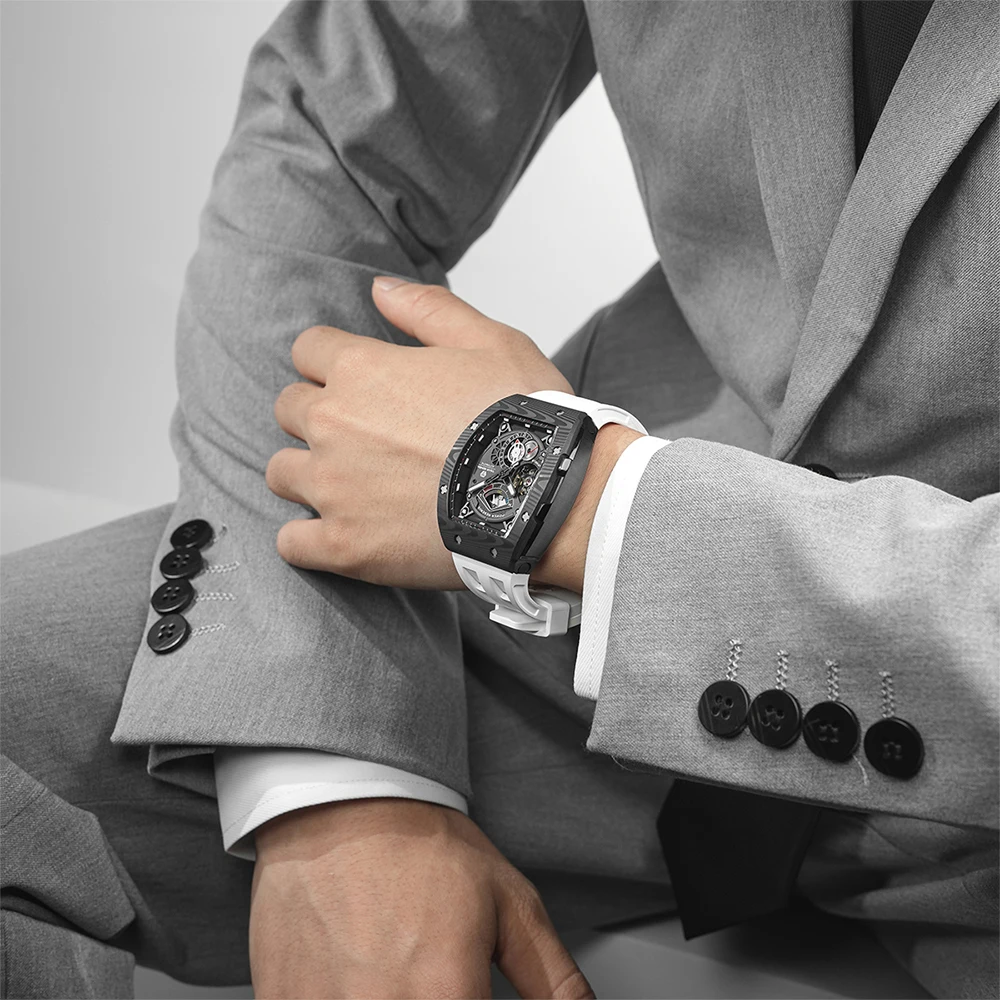 ساعات تسار بومبا للرجال من ألياف الكربون ساعة يد ميكانيكية أوتوماتيكية من زجاج الياقوت مقاومة للماء هدية للرجال