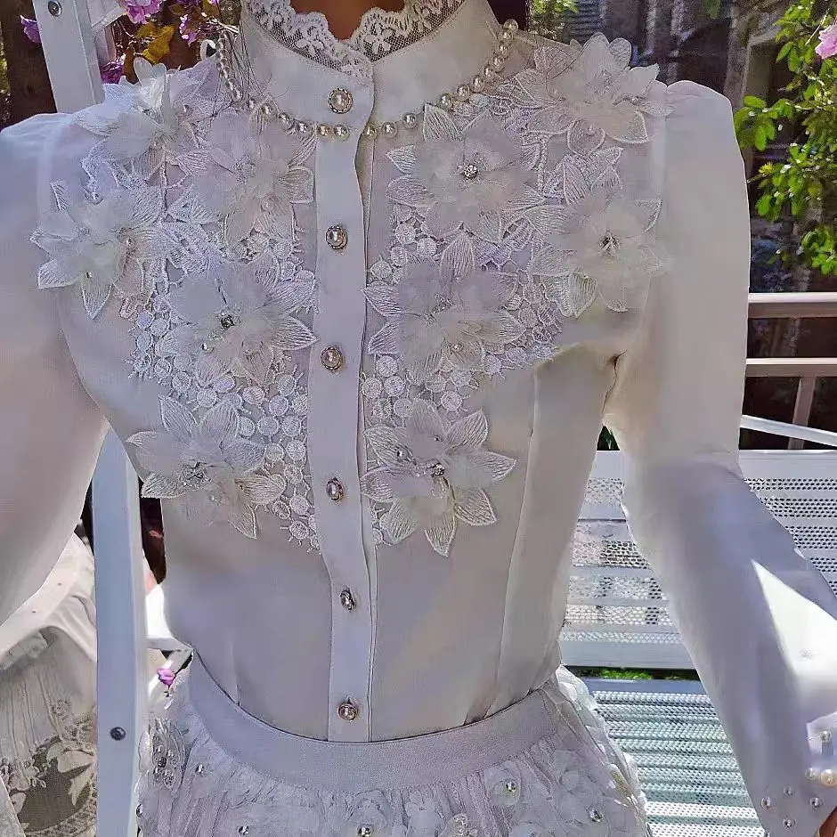Camisas De Mujer Frauen Perlen Blumen Shirts und Blusen Für Frauen 2025, Herbst Langarm Einreiher Weiß Tops Blusas