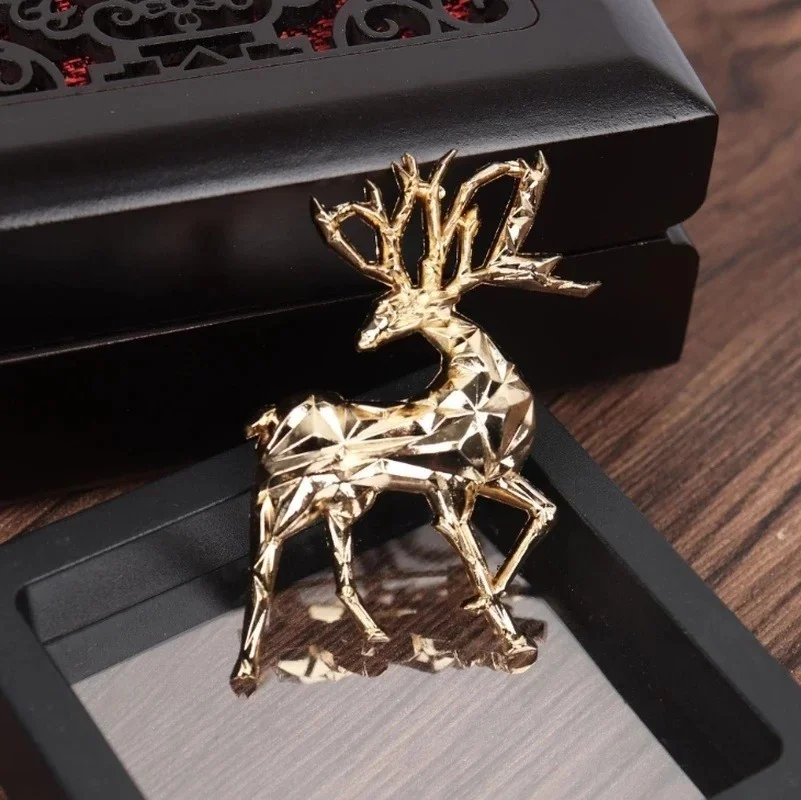 2026 Mini Exquisite Golden Christmas Deer Animal Clothes Brooch Men and Women Clothing Hundred Matching Accessories