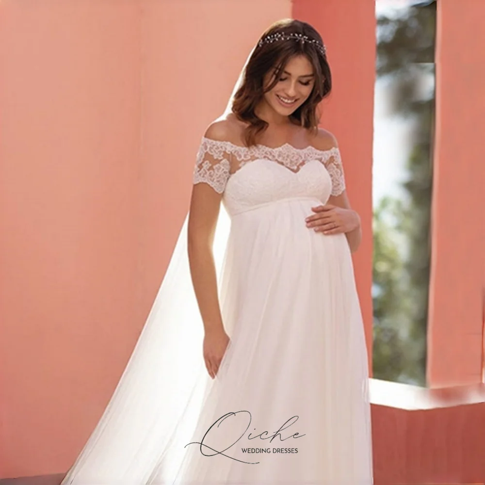 ชุดแต่งงานทรงเอไลน์สำหรับหญิงตั้งครรภ์ ดีไซน์ลูกไม้หรูหรา แบรนด์ QICHE แบบเปิดไหล่ สายเดี่ยว เปิดหลัง รุ่น Vestidos De Novia ปี 2026 รับตัดตามสั่ง
