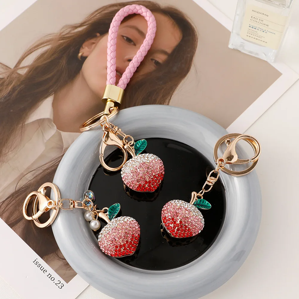 Metal Peach Keychain para mulheres, chaveiros, anel, bolsa de carro, pingente Charm, AirPods Acessórios