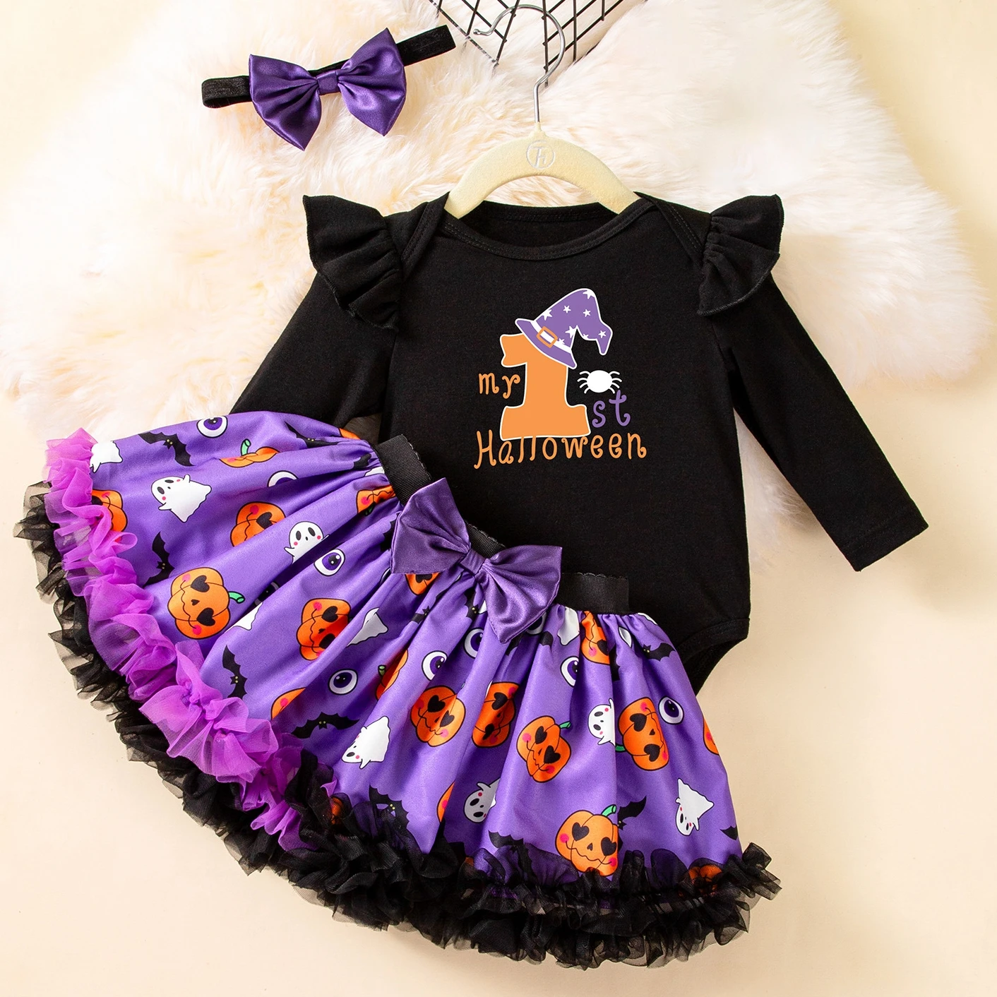 Baby Girl Halloween Costume 0-3 Moths Black Newborn Girl Bodysuit with My First Halloween Tutu Skirt Headband Pumpkin Clothes