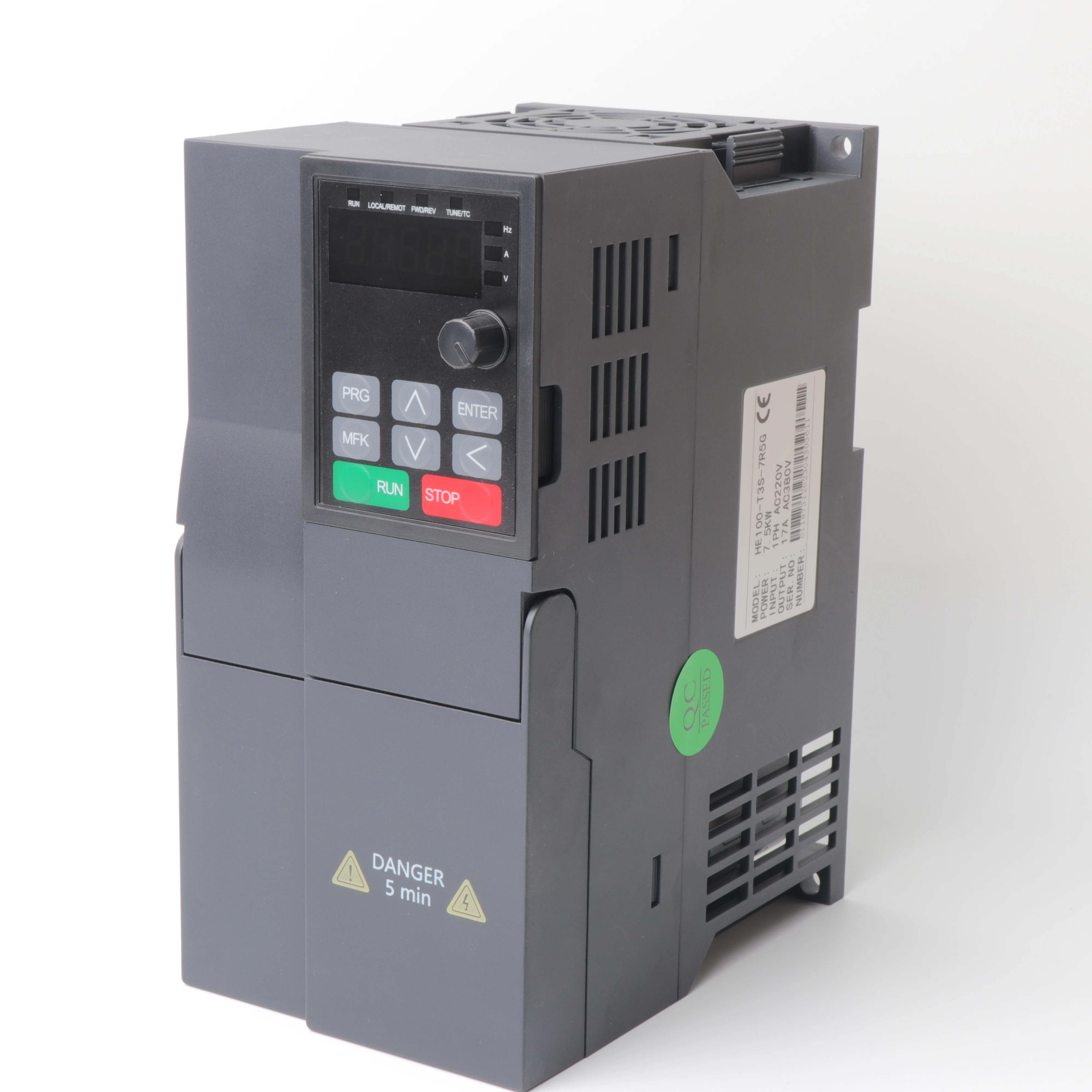 SUSWE HE100 7.5KW AC Input 220V Output  380V Variable Frequency Drive Inverter Variable Frequency Speed Controller