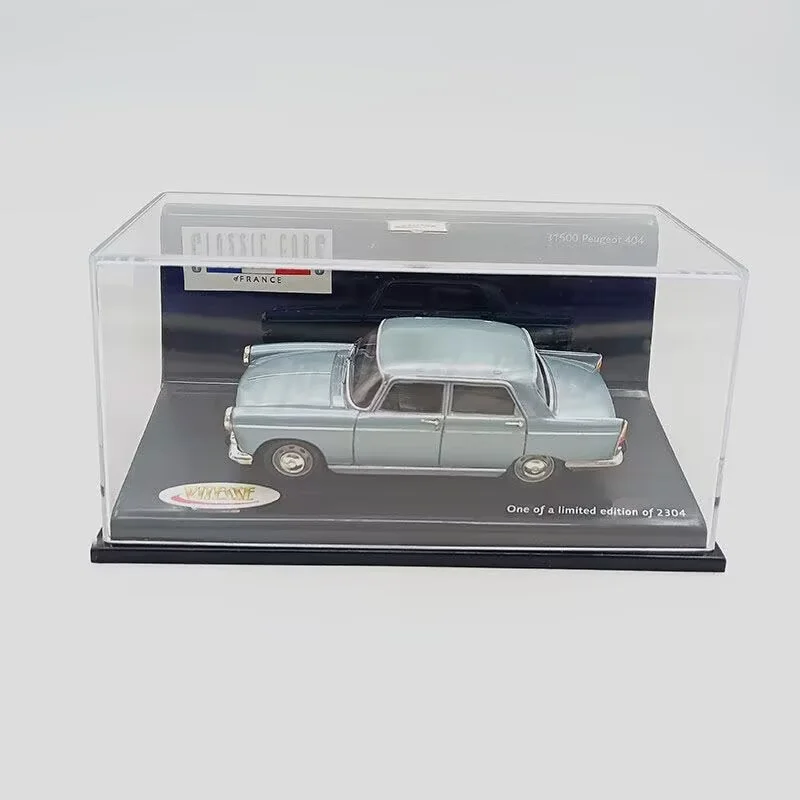 1/43 Peugeot 404 1970 modelo de coche clásico de aleación Diecast Metal Retro coche antiguo modelo de vehículo simulación escala en miniatura juguete para regalo para niños