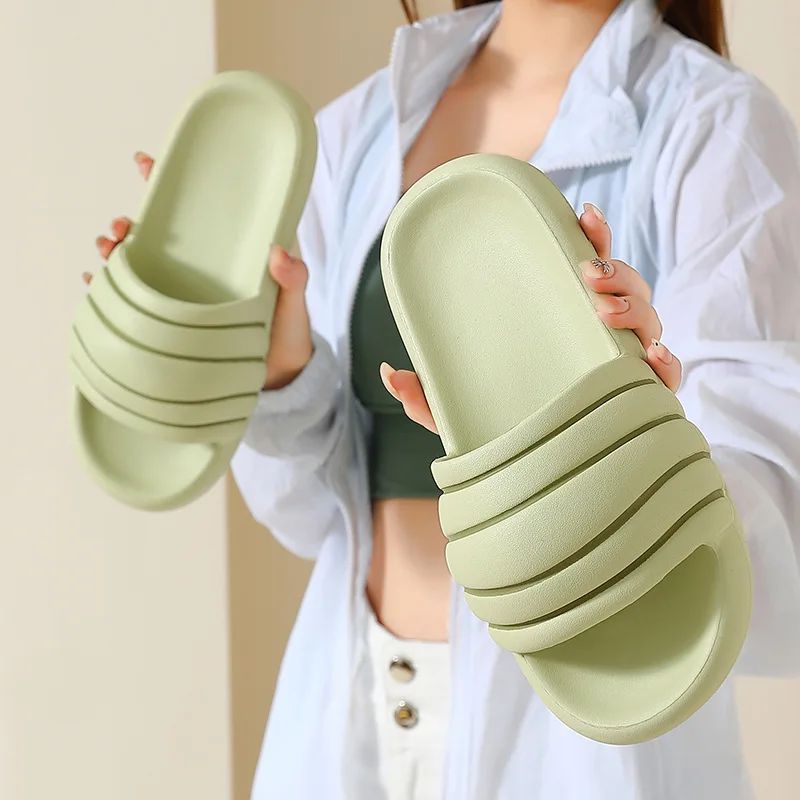 Slippers Women Home Bathroom Non-Slip Wear-Resistant Lightweight Comfortable Eva Slippers Men Shoes Lovely