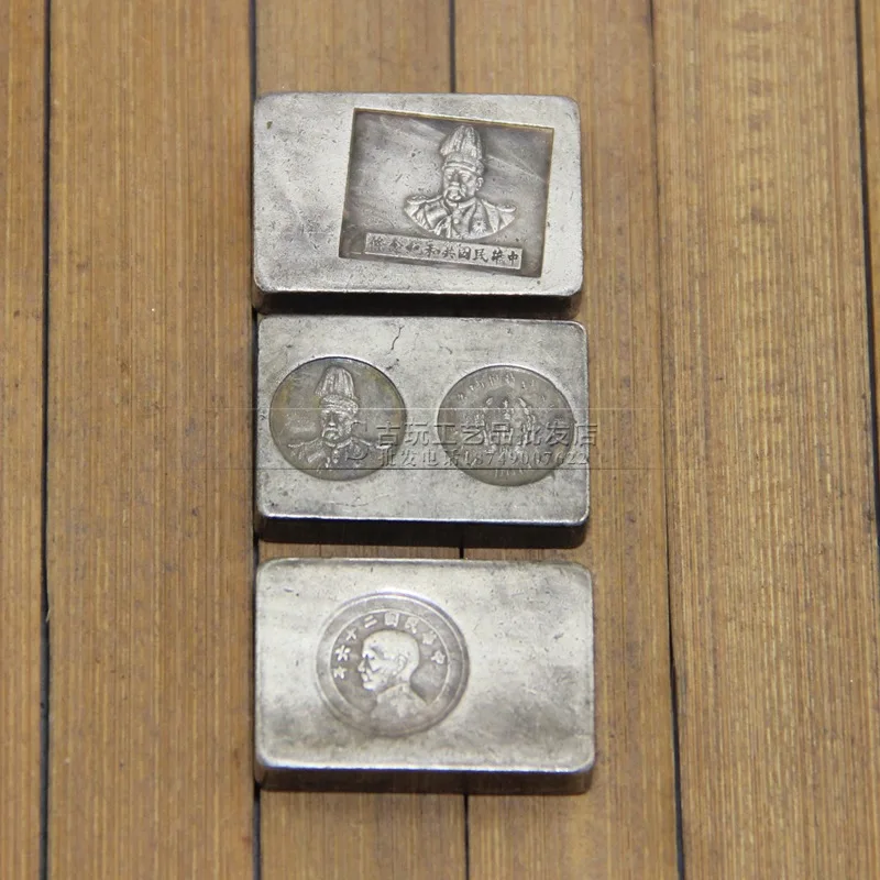 

Factory direct sales Xizang silver metal ancient currency antique handicrafts retro old copper head silver bar pattern random
