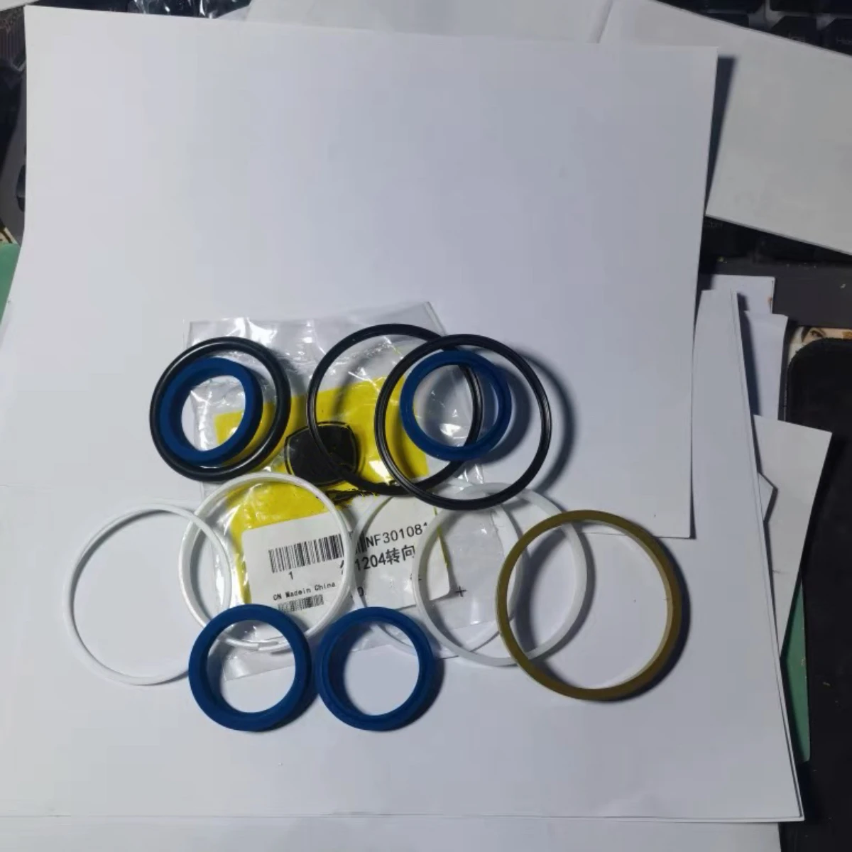 

AL161335 seal Kit Use For John Deer Tractor 12041354 Steering Cylinder Oil Seal Repair Kit