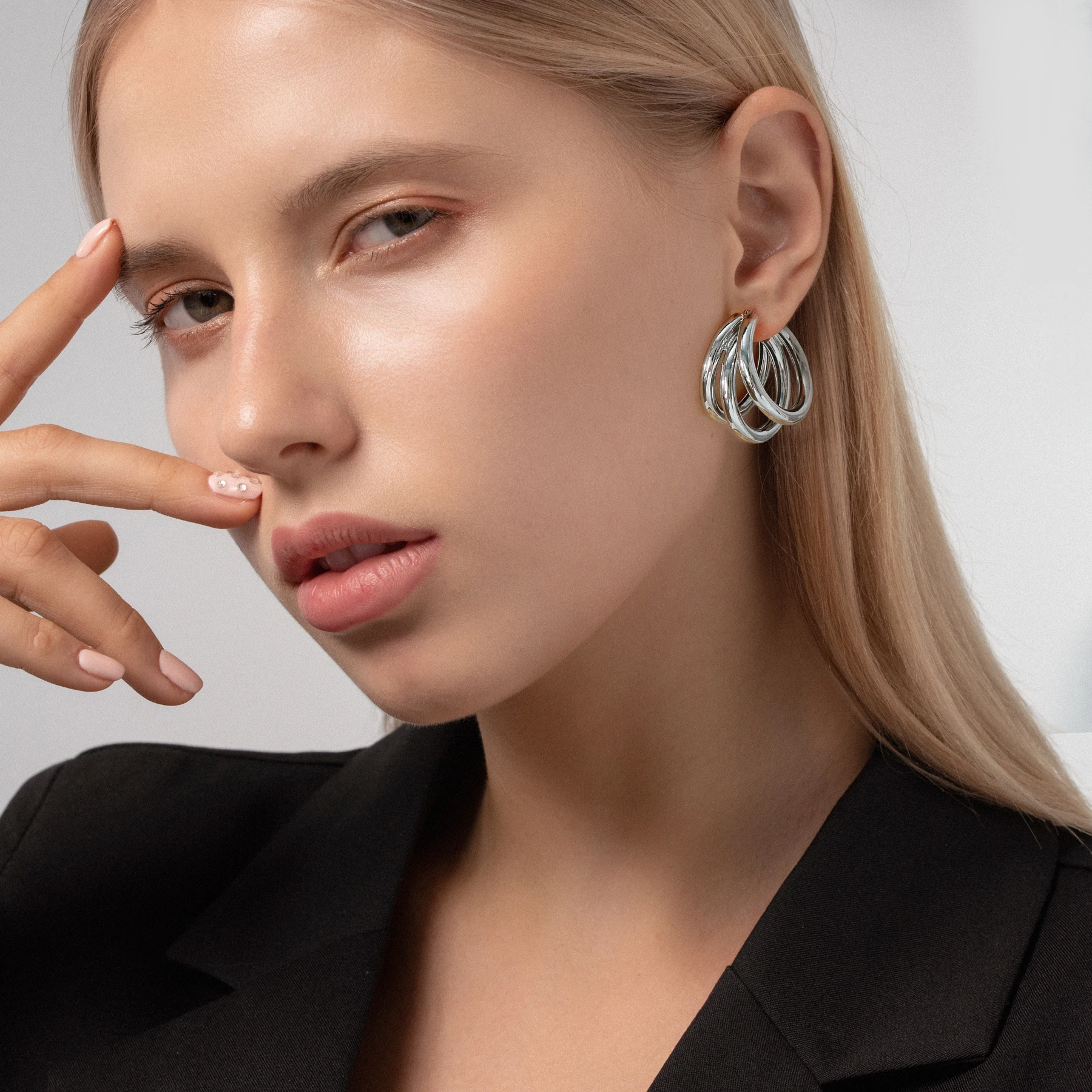 

Joya Love New Fashion Triple Hoop Earrings For Women Girl Gold Silver Color Statement Geometric Luxury Party Jewelry Gifts