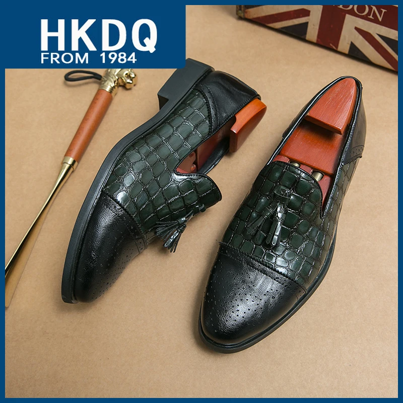 

HKDQ Fashion Tassels Leather Loafers Men Green Comfy Slip-on Dress Shoes For Man Elegant Pointed Men's Social Shoes Formal Shoes