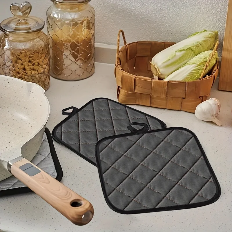 Colorful Quilted Pot Holders and Trivets - Heat-Resistant, Washable, Square Kitchen Mats with Hanging Loops for Cooking
