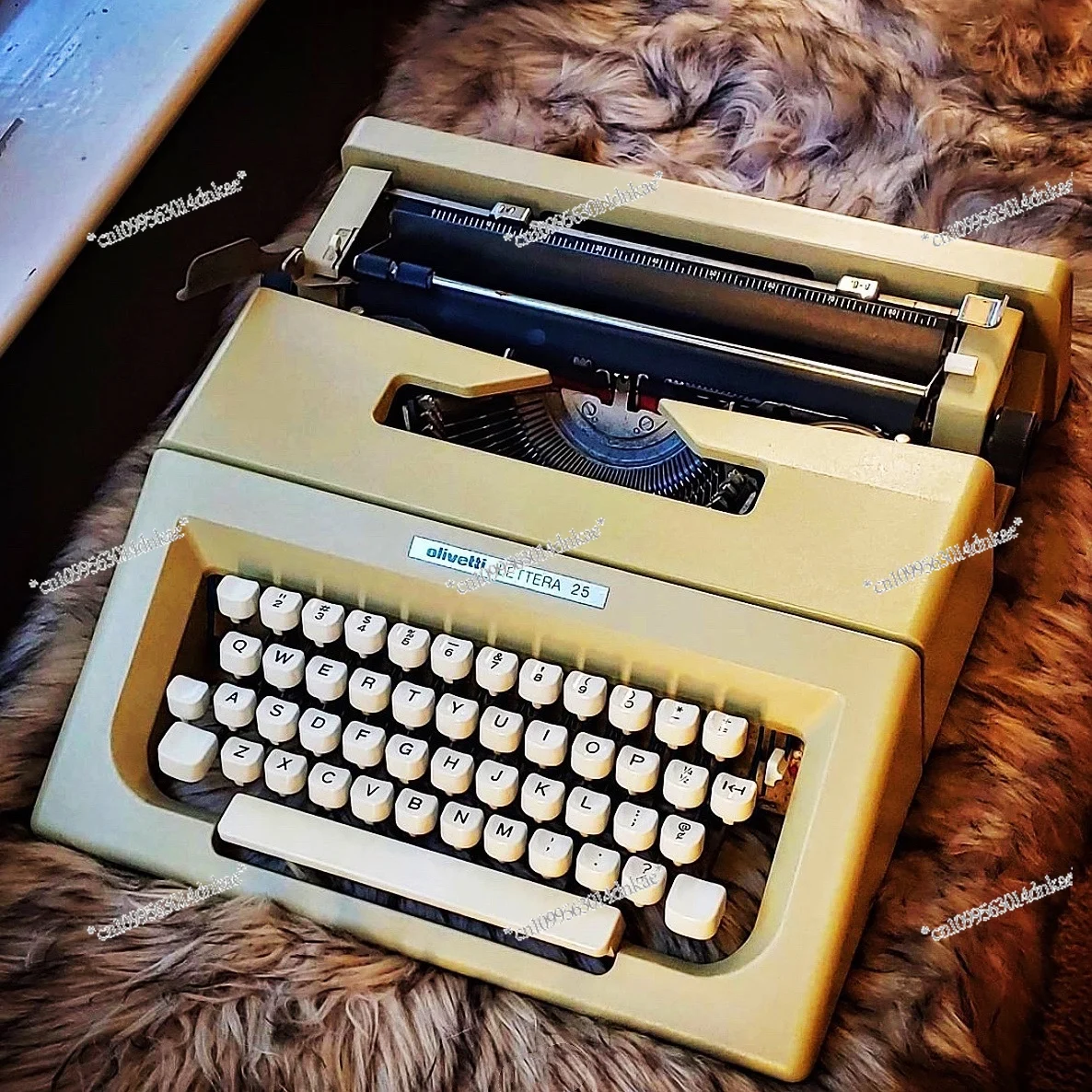 Máquina de Escribir Italiana Olivetti Lettera 25, Maquinaria Vintage, Muebles Antiguos, Regalos para Navidad y el Día del Niño