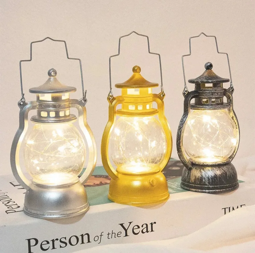 Led Retro Lantern Night Light Decoration Halloween Vintage Castle Hanging LED Light Retro Hanging Candle Holder Lantern Gift