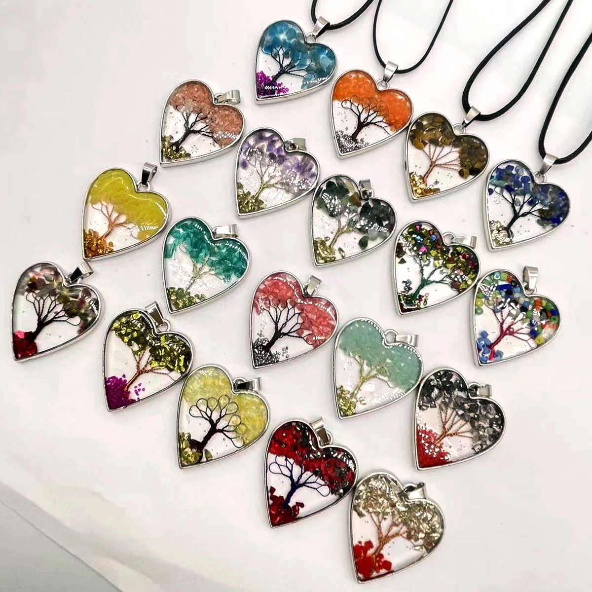 Natural stone Quartz Crystal Amethyst Crushed stone&resin heart-shaped pendants for DIY jewelry making necklace accessories 1pcs