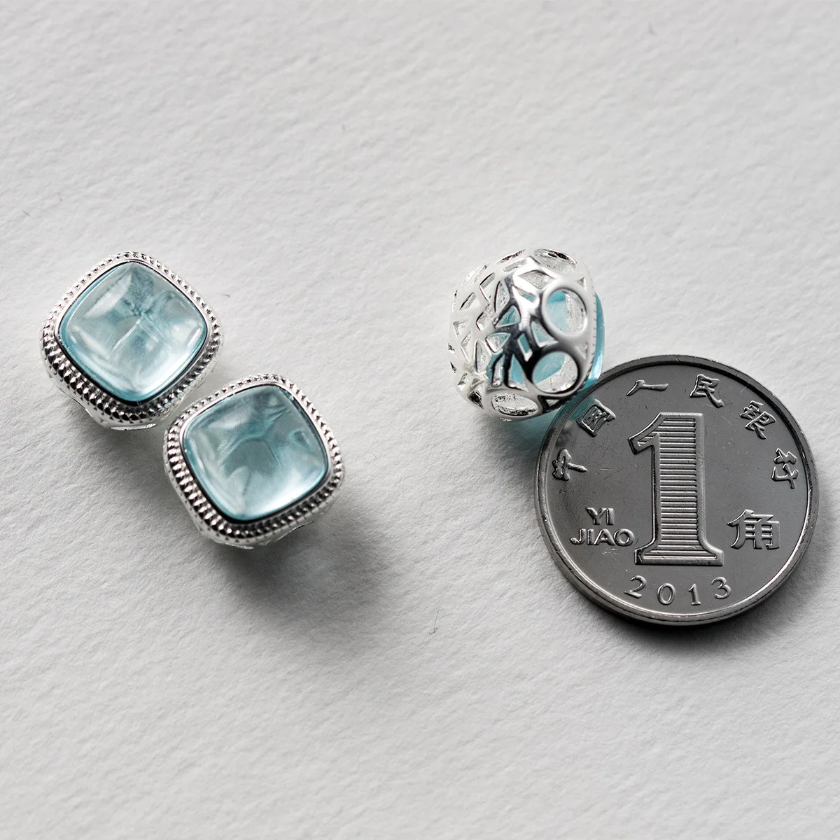 1pc 925 Sterling Silver Exquisite Aquamarine Stone Paved Charm Beads 11x9.5mm Bracelets Bangles Jewelry Spacers DIY Jewelry Make