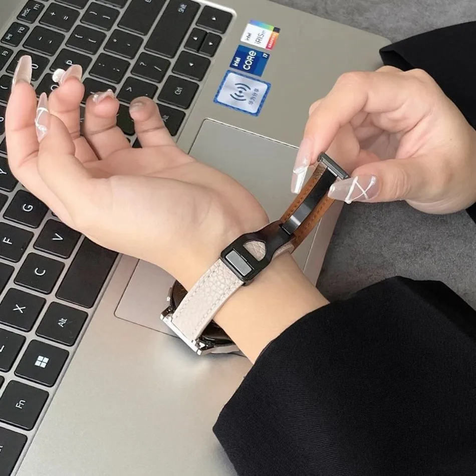 Watchband For Samsung Galaxy Watch 6 5 4 Classic 40/42/44/46mm Active 2 Gear S3 20/22MM Strap Fashion Lychee Leather Bracelet