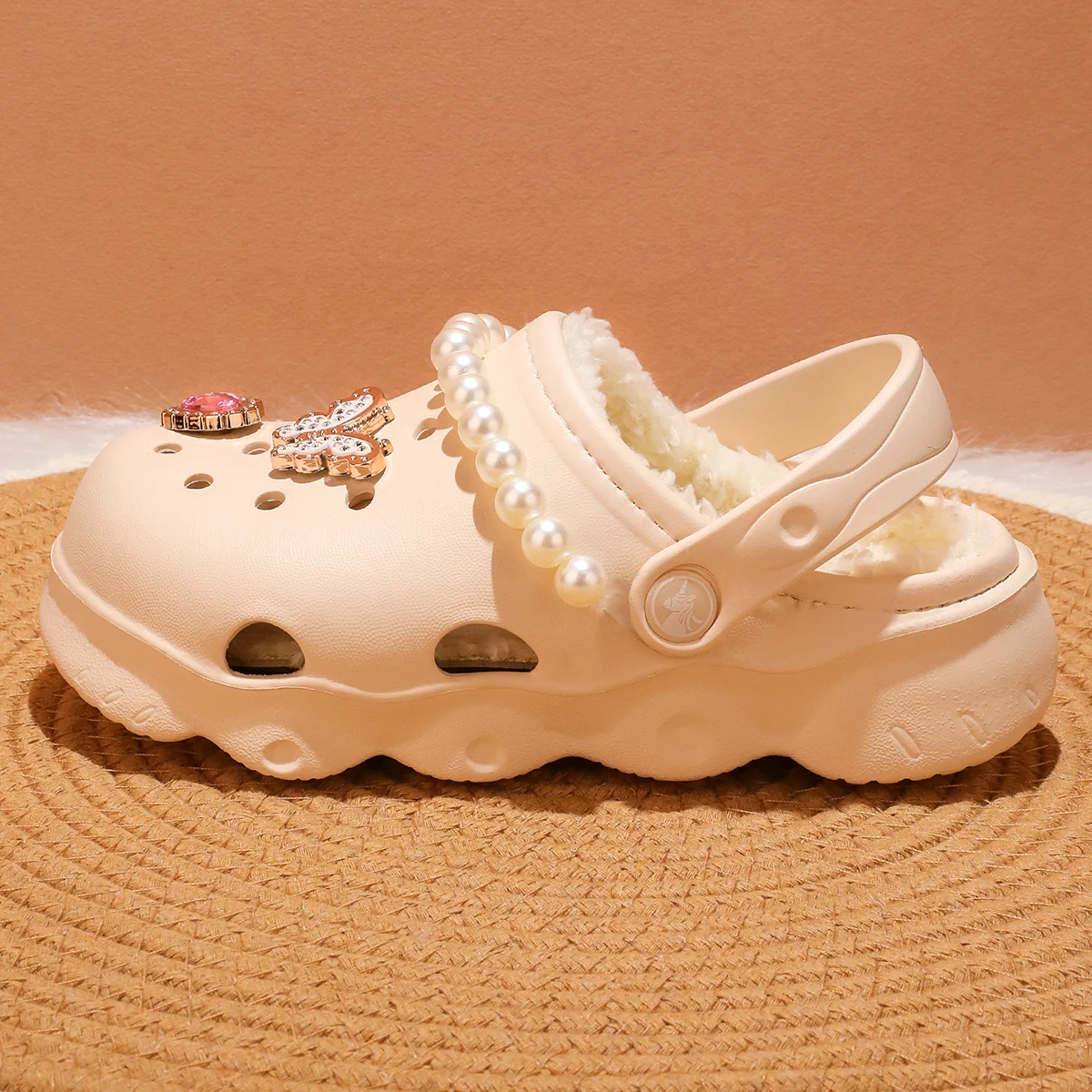 Fur Lined Kids' Clog, Cotton Lined EVA Garden Shoes, Non-Slip Sandals, Slip-On Shoes for Indoor, Winter Warm House Slippers 1214