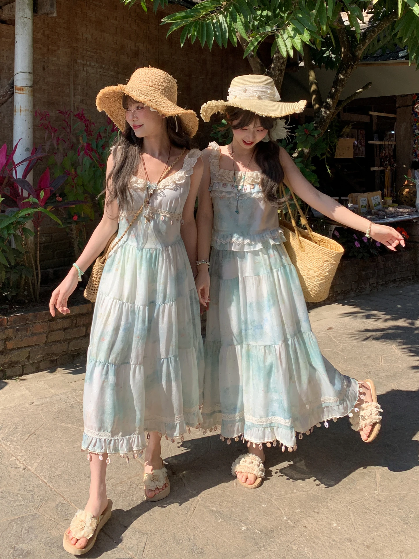 

Faionable Lace Trim Vest And High Waist Skirt Set Summer Beach Vaion Women's Sweet Sle ort Svel Outfit Ensemble