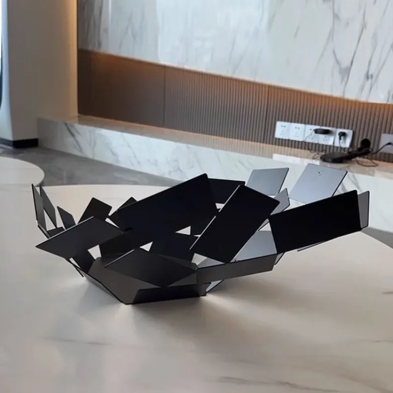 Modern Design Hollow Fruit Basket Living Room Home Tea Table Decoration Creative Stainless Steel Fruit Storage Tray Tableware