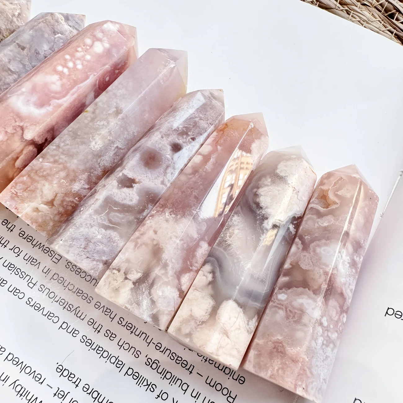 YOUNAIERZX Natural Pink Cherry Blossom Agate Crystal Tower - Hexagonal Pointed Spires with Floral Patterns, Ideal for Home