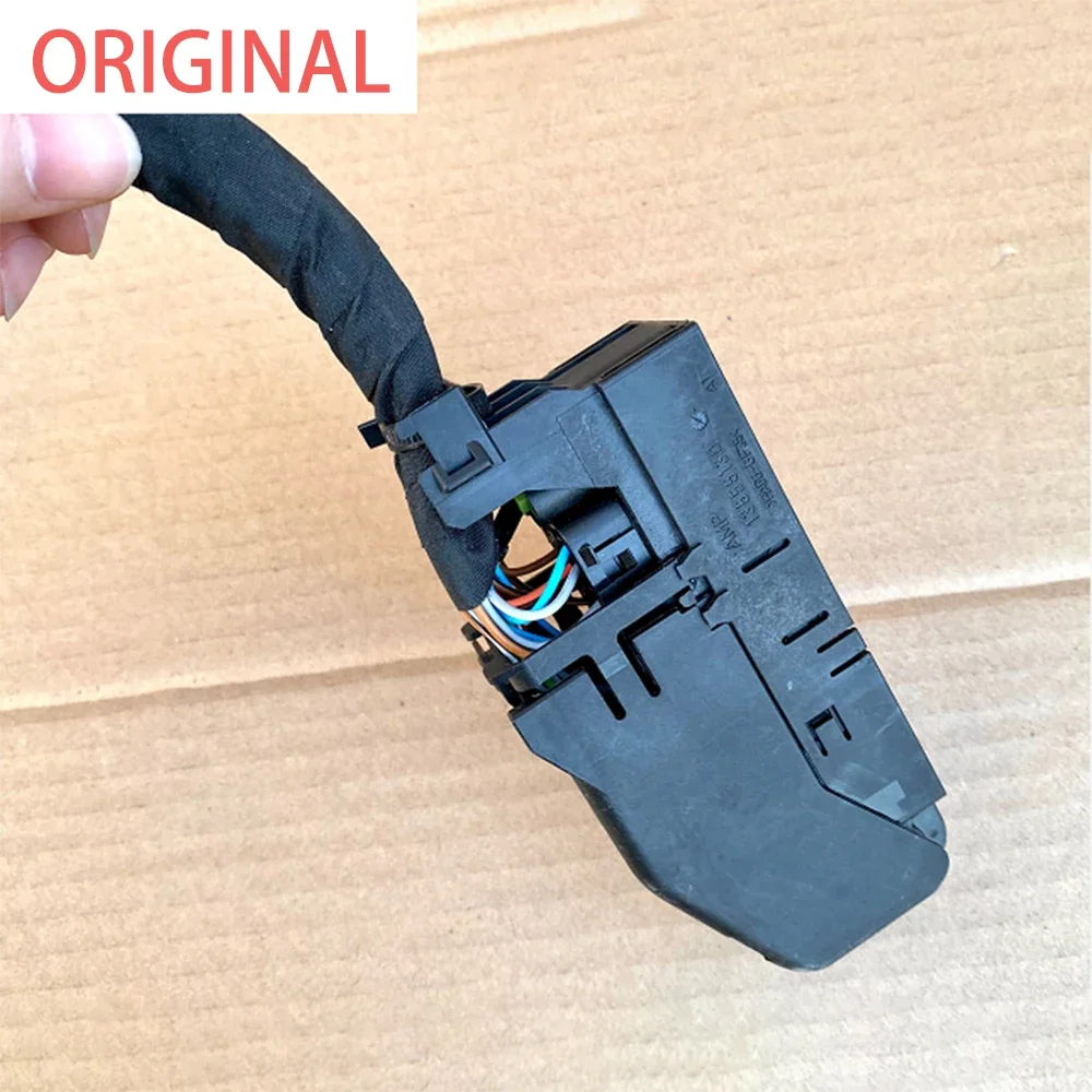 Original ABS Pump Connector Plug for Mercedes Benz for Ford Ecosport Engine ABS Pump Computer Plug