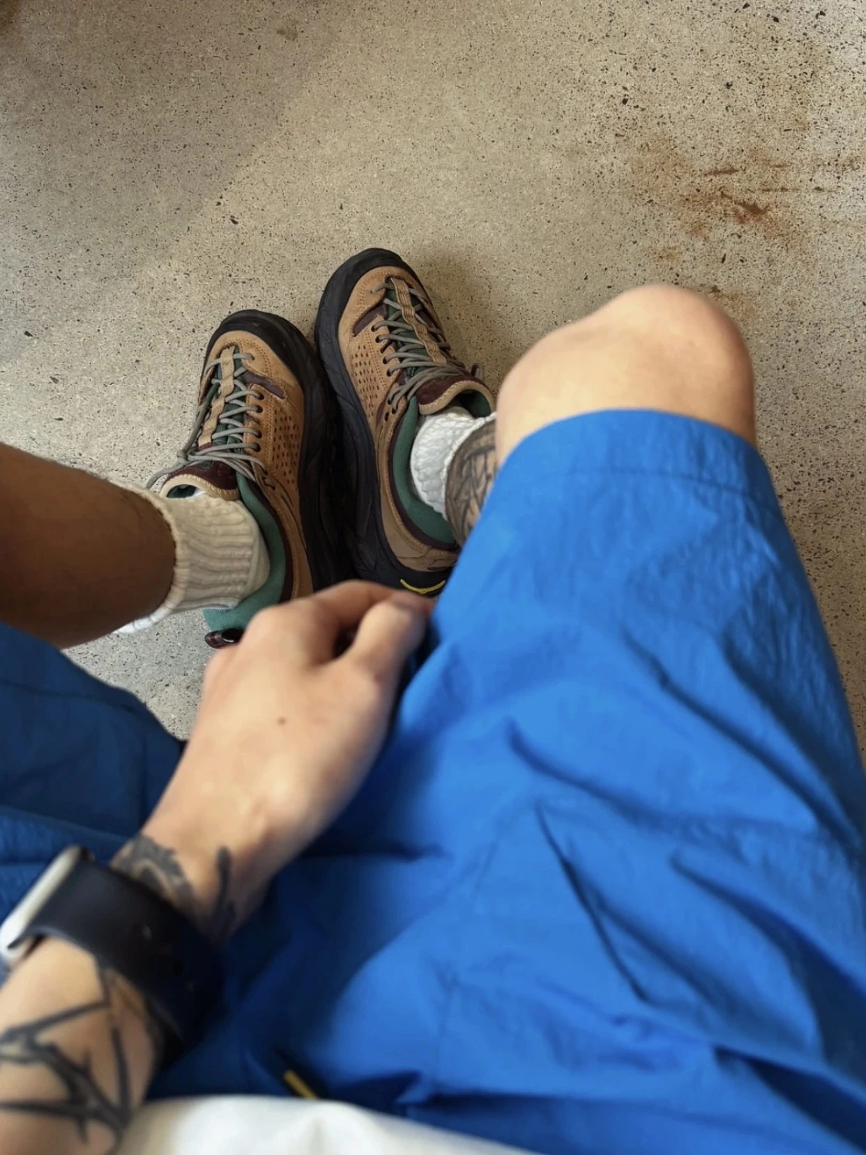 

Американский Sle темно-синий контрастный цвет, нейлон длиной пять четвертей, повседневные свободные пляжные универсальные мужские рабочие орты