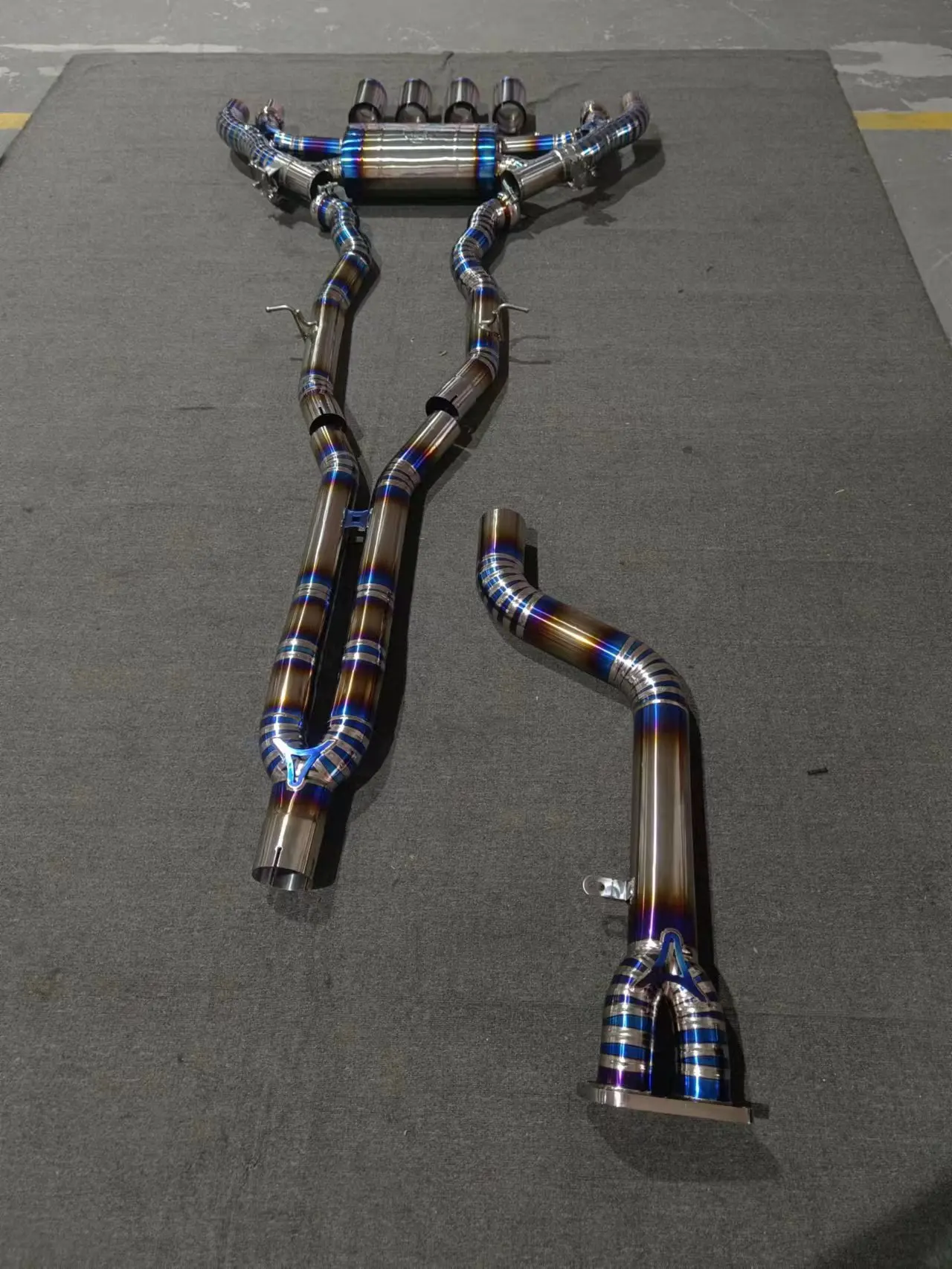 مصنع التخصيص الفولاذ المقاوم للصدأ 304 أنبوب متوسط غير OPF لـ X3M F97/X4M F98 3.0T S58 مرآة مصقولة 1.5 مللي متر