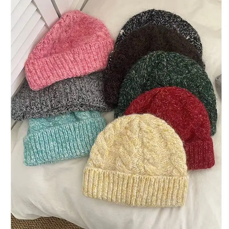 2025 Autumn And Winter New Solid Color Clip Flower Knitted Hat Fashionable And Versatile Ins Style Knitted Warm Woolen Cap
