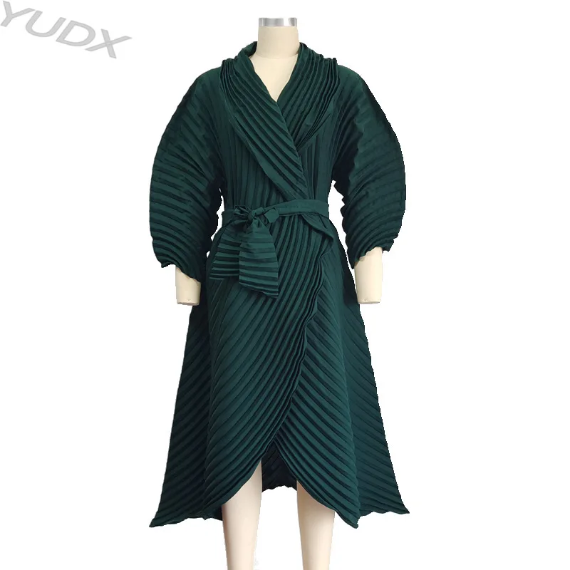 Japan South Korea Wind Pleated Women's Trench Coat Loose Big Yards Lapel Long Jacket Women 2023 Fall New Casual Long Dresses