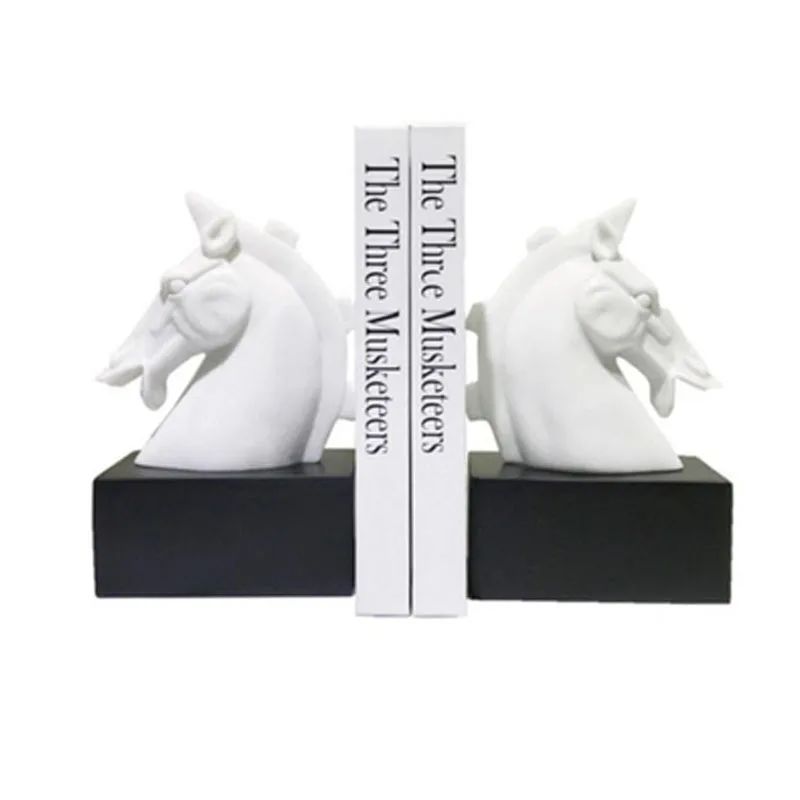 New Chinese modern white horse bookend ornaments creative people carry white horse model room sales office soft decorations.