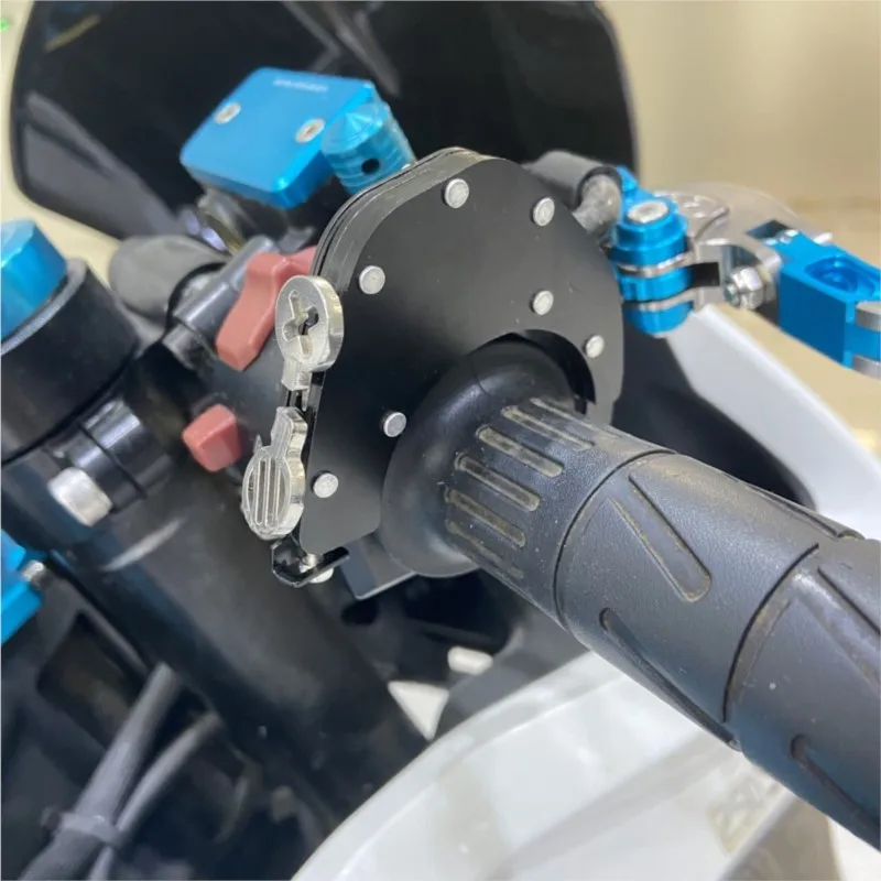 

Moto Cruise Control Handlebar Throttle Lock Assist For BMW F800GS F700GS F 800 700 GS 2014-2023 F800R G310R G650GS R nineT Pure