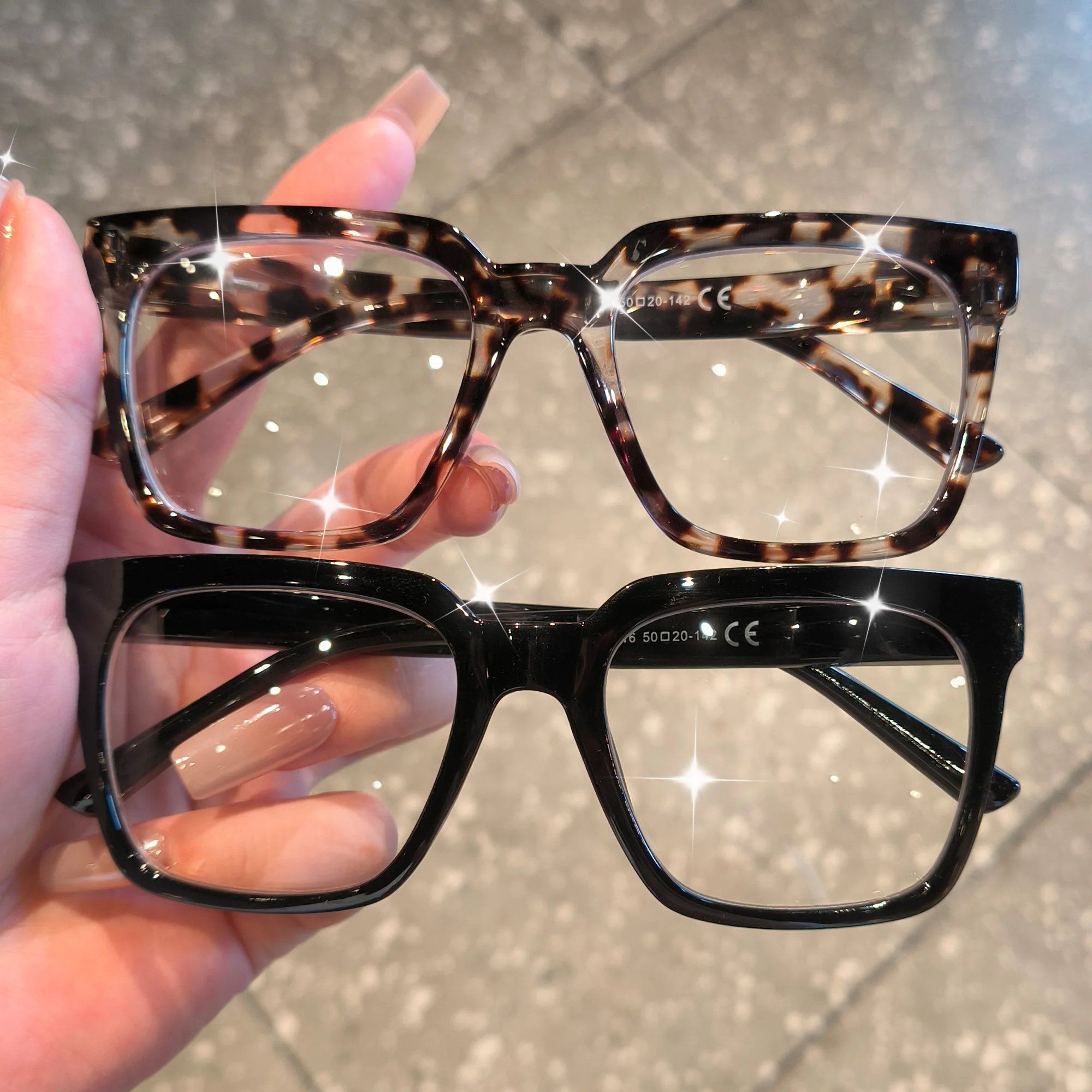 Lesebrille im Oprah-Stil für Damen und Herren, quadratische Computerlesebrille mit Federscharnier, +1,0 bis +4,0 – Detail 17