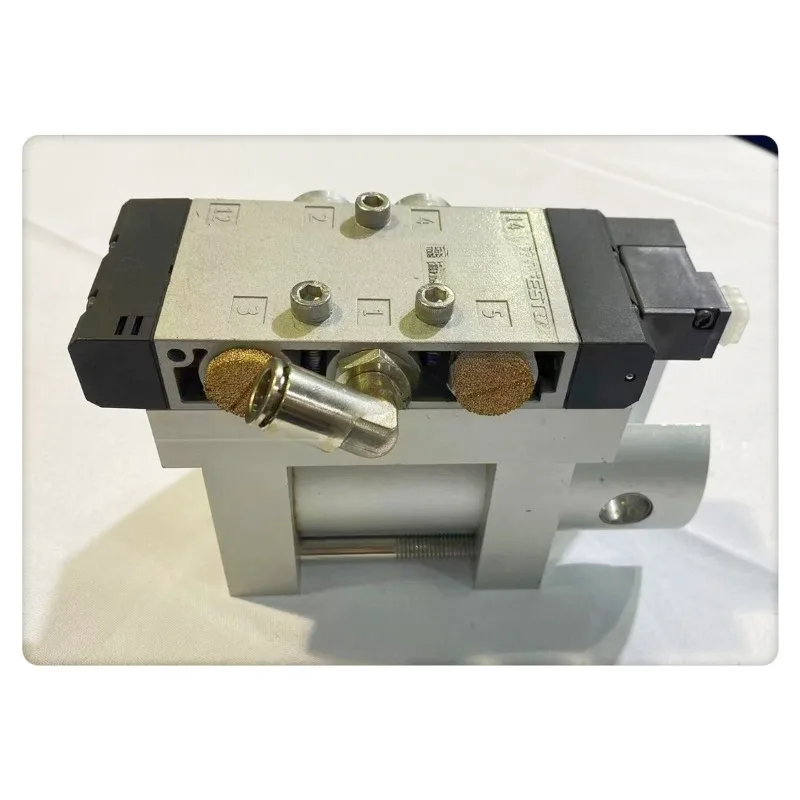 

Applicable to Roland Printing Machine Accessories 500 Machine Pressure Cylinder Solenoid Valve DS/CPE-63-40-P-SA Pressure