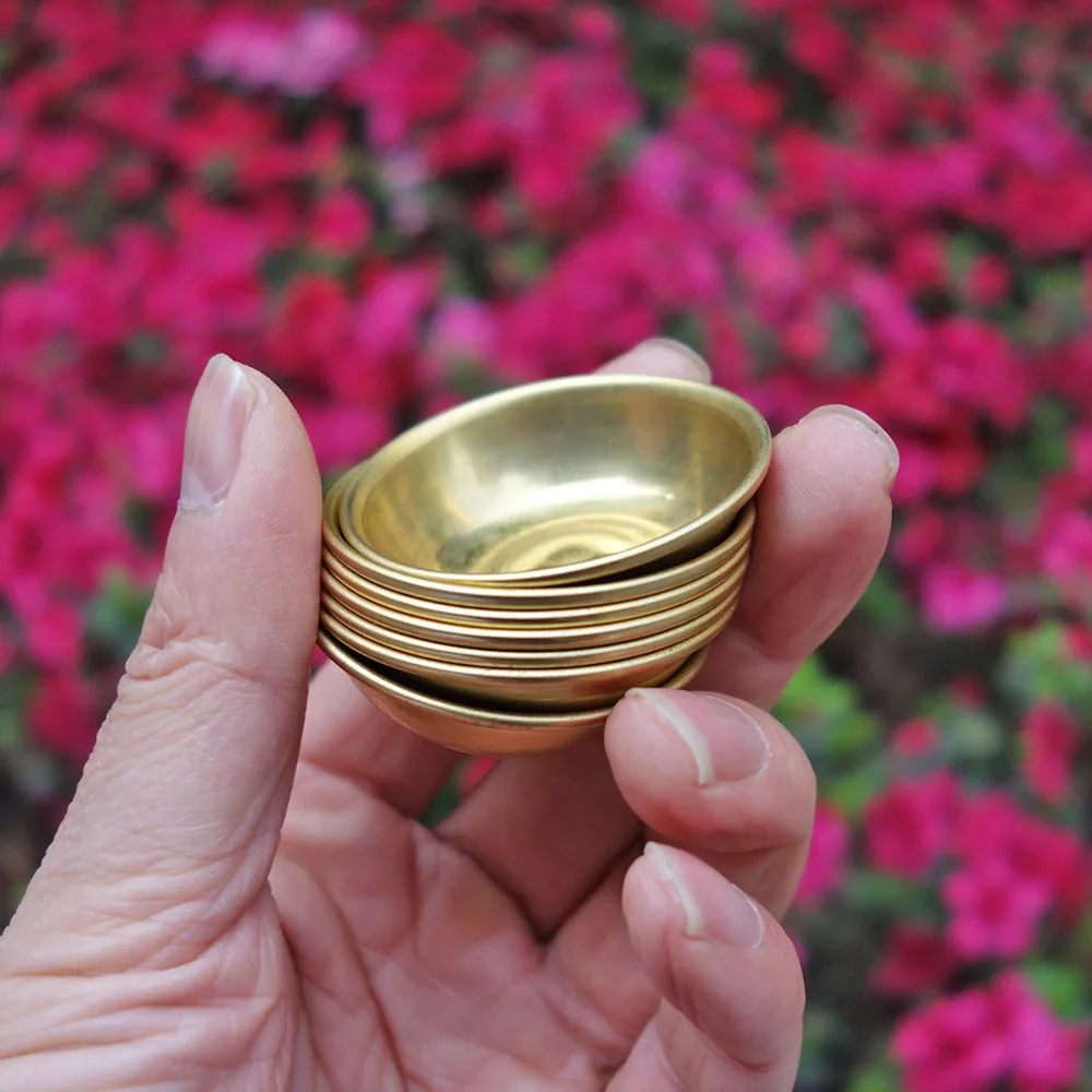 7SetCopper Tibetan Bowl Buddha Disciples to Supply Water Meditation Mini Brass Cup Home Desk Decor  platos decorativos mesa